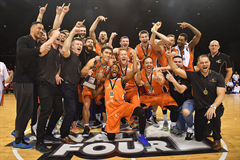 Sharks2018Champions