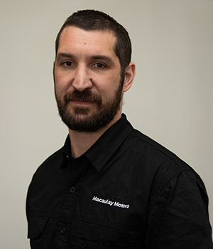/i/Images/Team/CadeBrown300x350.jpg